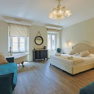 https://relais56.it-romehotels.com