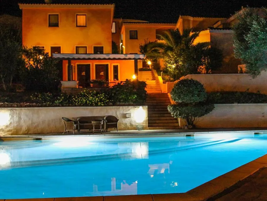 Hotel Micalosu Cannigione